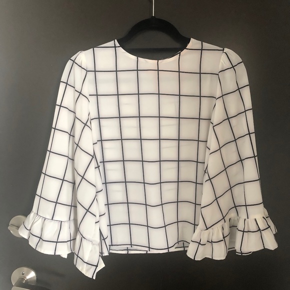 Sophisticated career business top - Picture 3 of 4